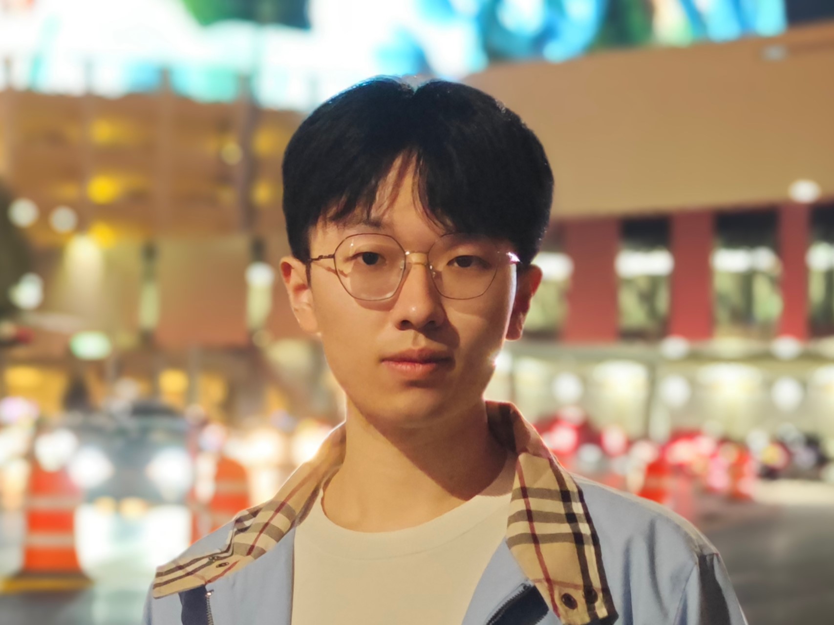 Portrait of Dr. Yuan Xu